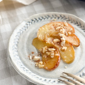 やさしい甘さの甘麹焼きりんご